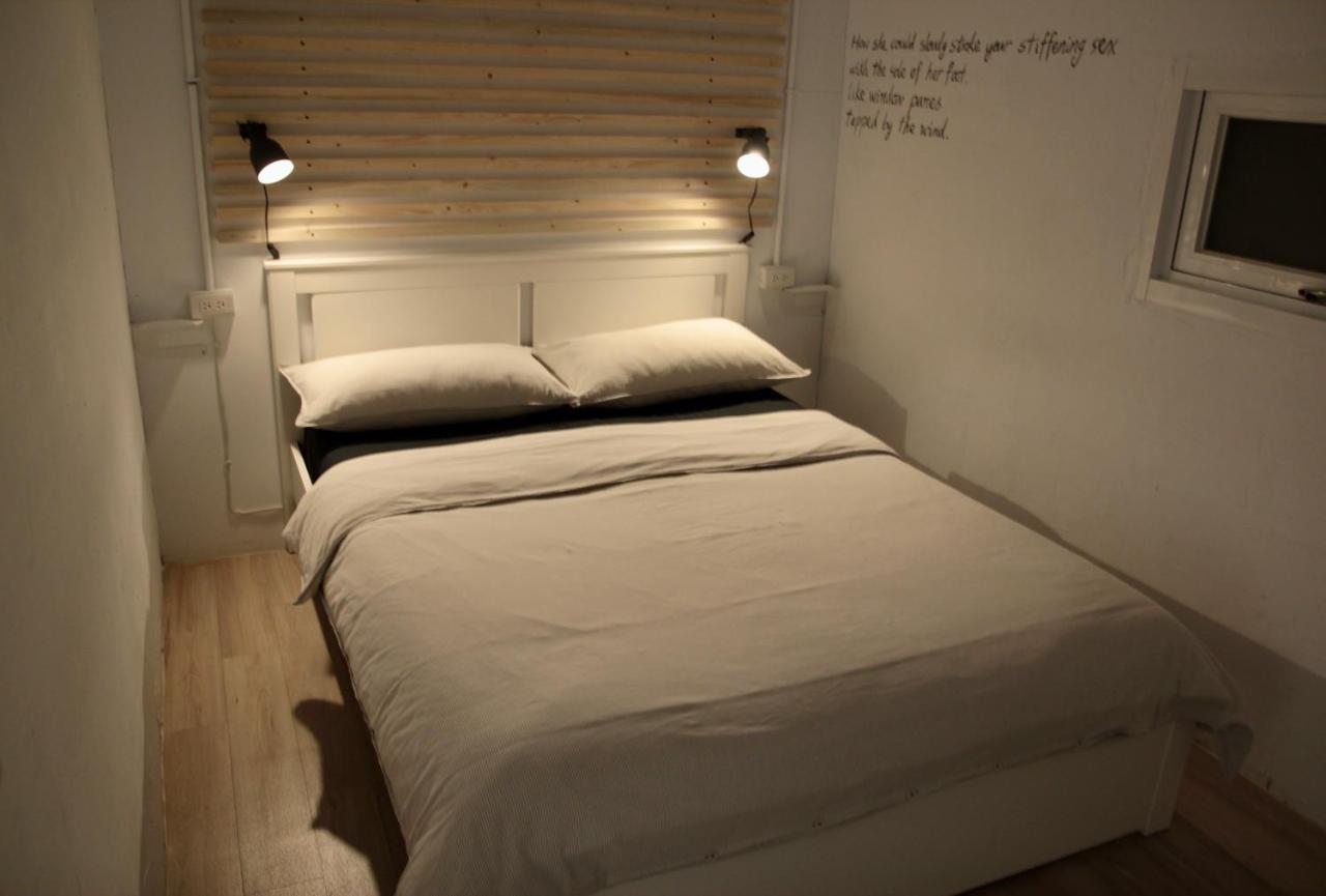 Ruifang Yi Hostel New Taipei City Bagian luar foto