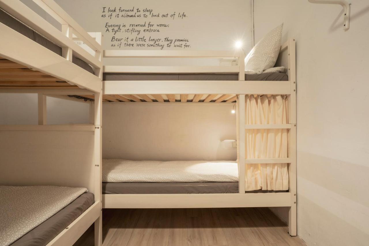 Ruifang Yi Hostel New Taipei City Bagian luar foto