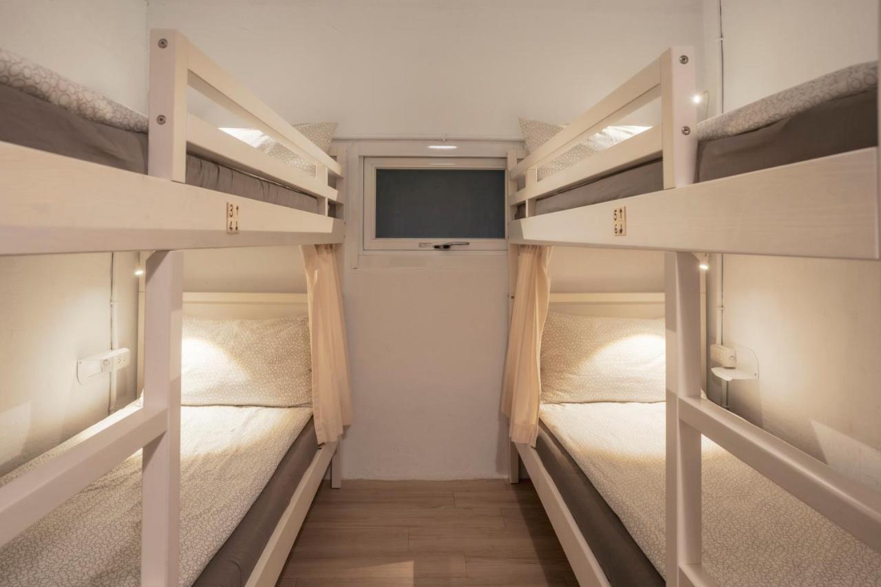 Ruifang Yi Hostel New Taipei City Bagian luar foto